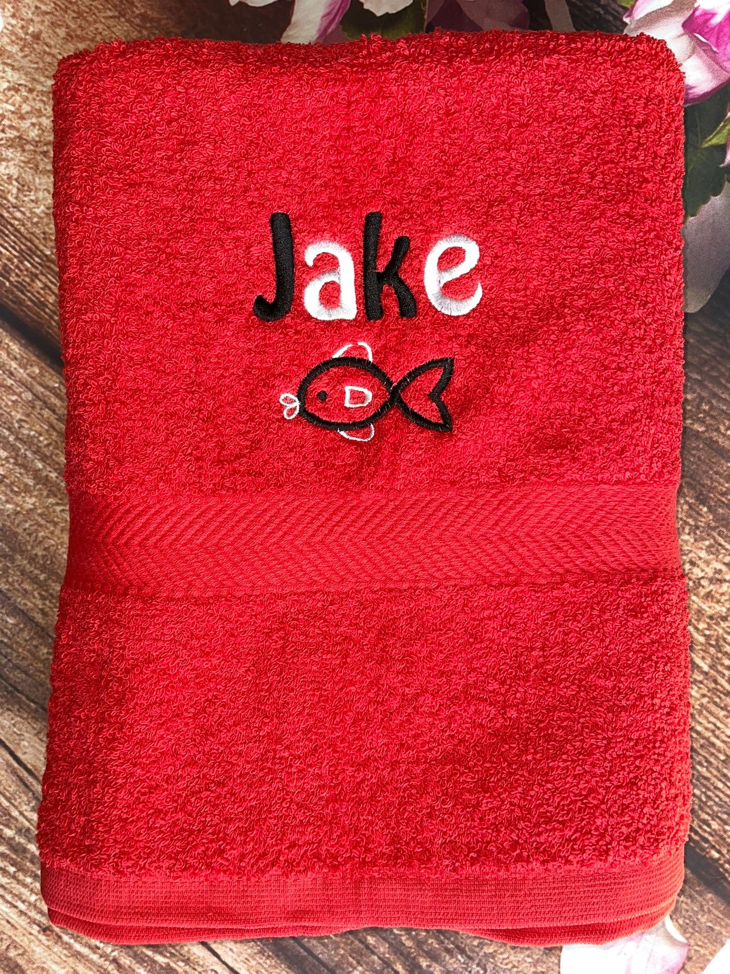 Embroidered Personalised Swimming or Sports Towel.  Ideal kids gift // Fish