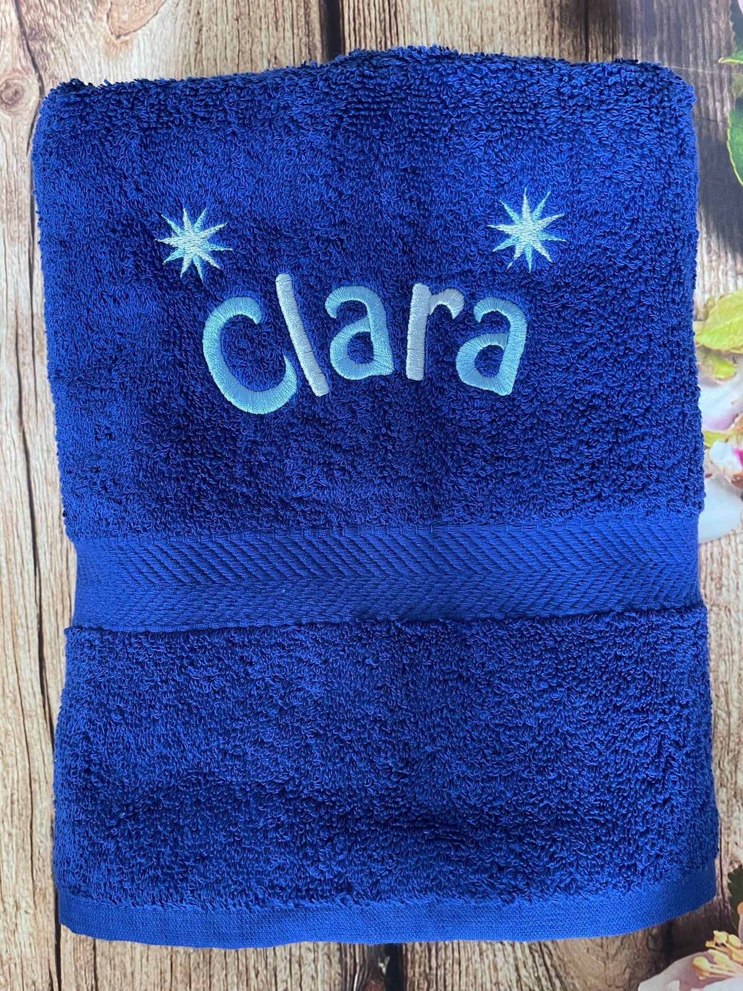 Embroidered Personalised Swimming or Sports Towel.  Ideal kids gift // Stars