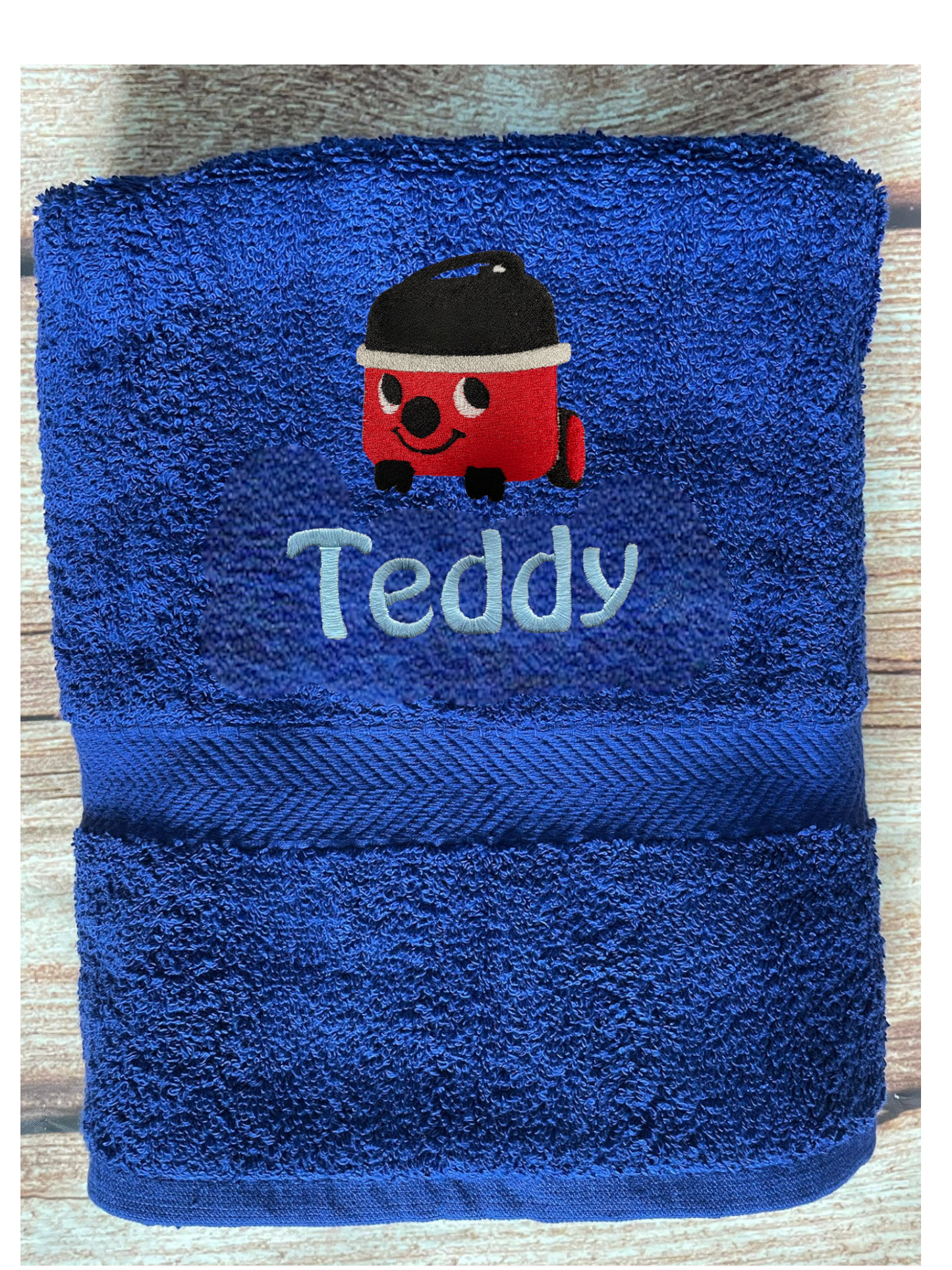Embroidered personalised swimming or sports towel. Ideal gift // Red hoover