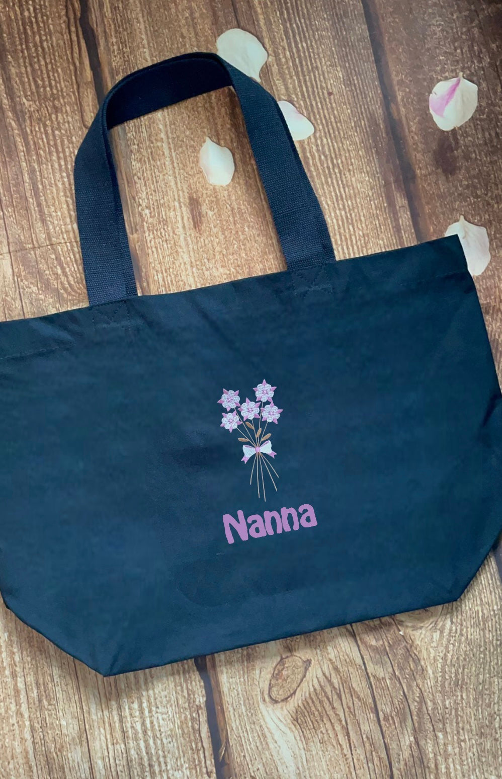 Embroidered flowers personalised canvas tote bag / Mothers Day present /birthday. Choice of flowers, perfect for Mum, Nanny / Granny